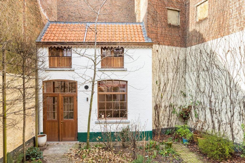 Willa Carriage House In Quiet Ecological Garden Antwerpia Zewnętrze zdjęcie